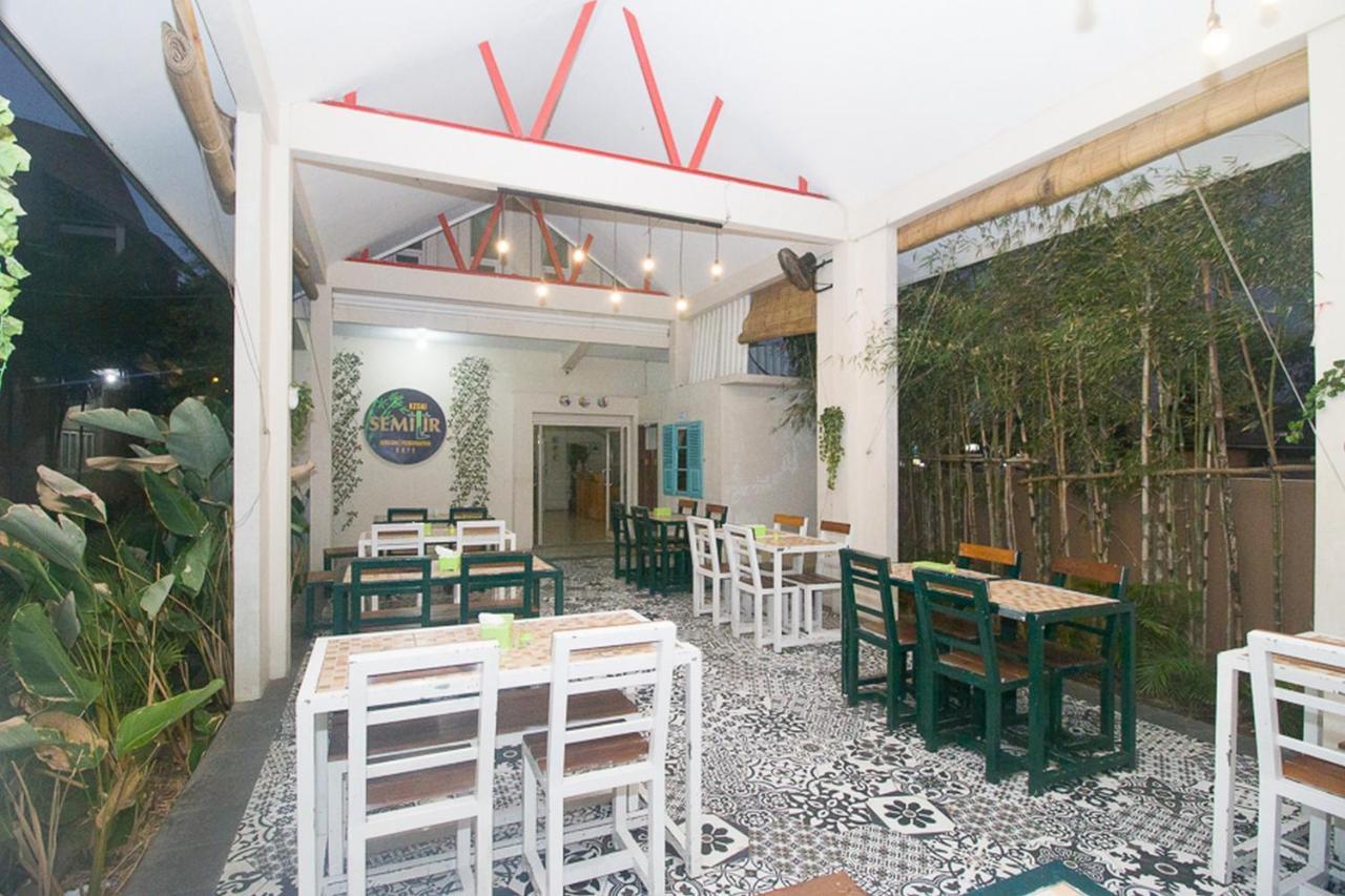 Reddoorz Plus Syariah Near Alun Alun Sampang Sampang  Екстериор снимка