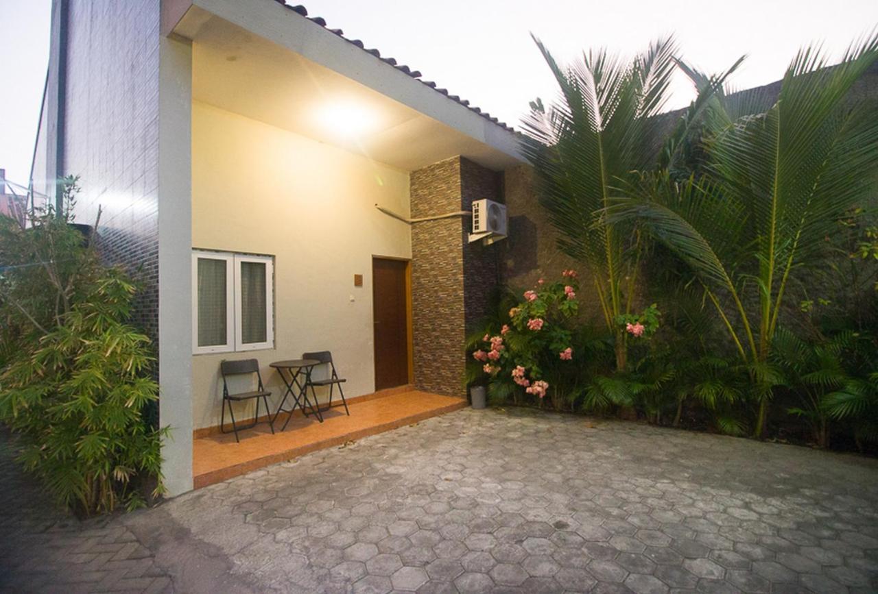 Reddoorz Plus Syariah Near Alun Alun Sampang Sampang  Екстериор снимка