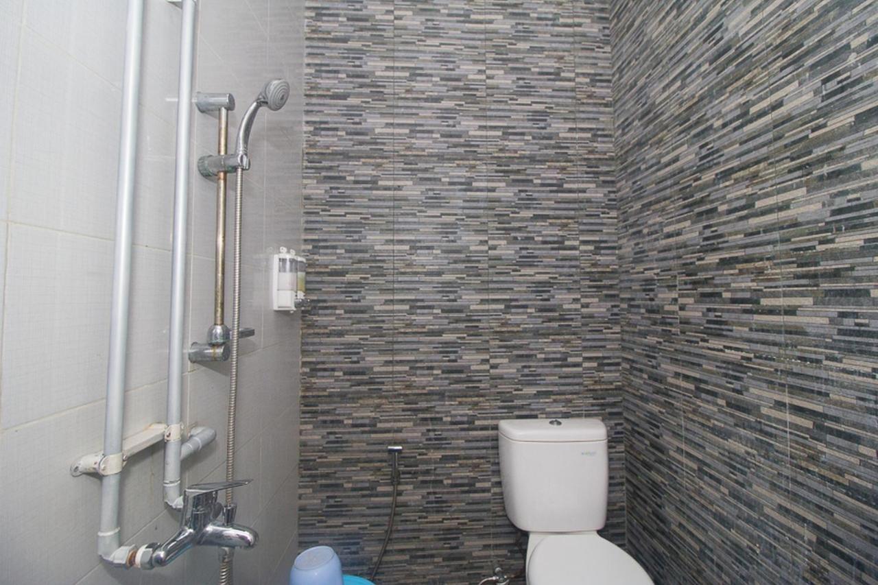 Reddoorz Plus Syariah Near Alun Alun Sampang Sampang  Екстериор снимка